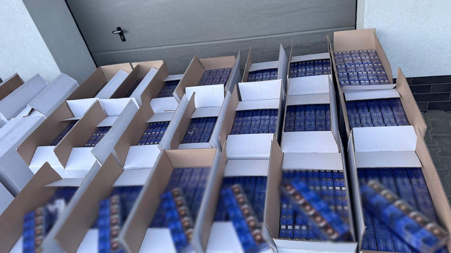 Aktualności Zabezpieczenie 3,5 miliona sztuk papierosów bez polskich znaków akcyzy