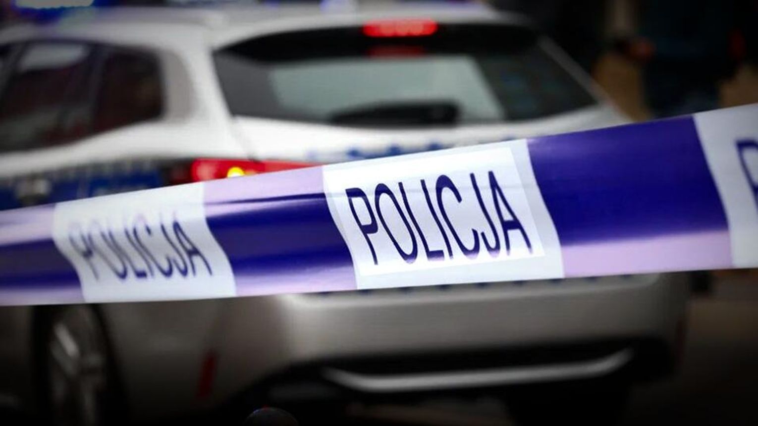 Atak nożem na parkingu w Krośnie. 27-latek usłyszał zarzut usiłowania zabójstwa