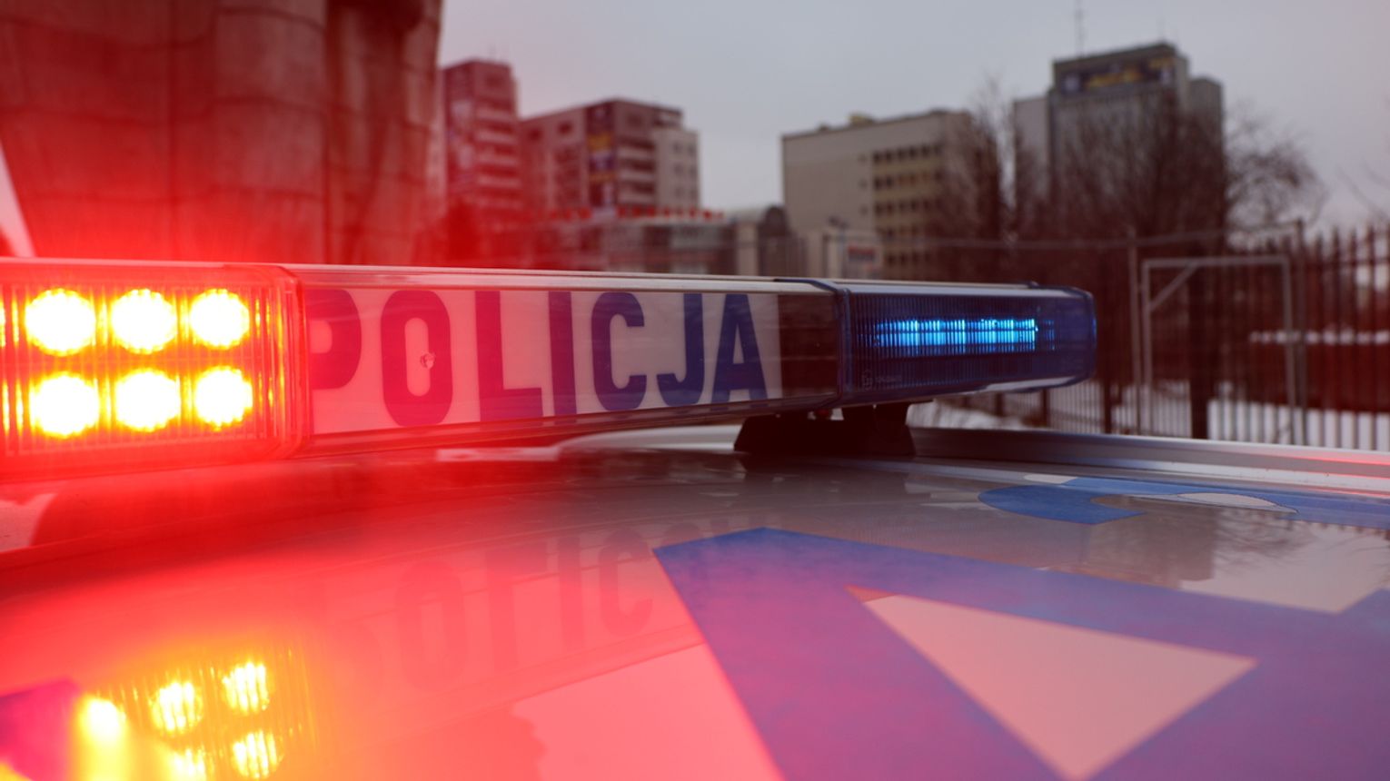 Nietrzeźwy kierujący Renaulta spowodował kolizje i odjechał z miejsca