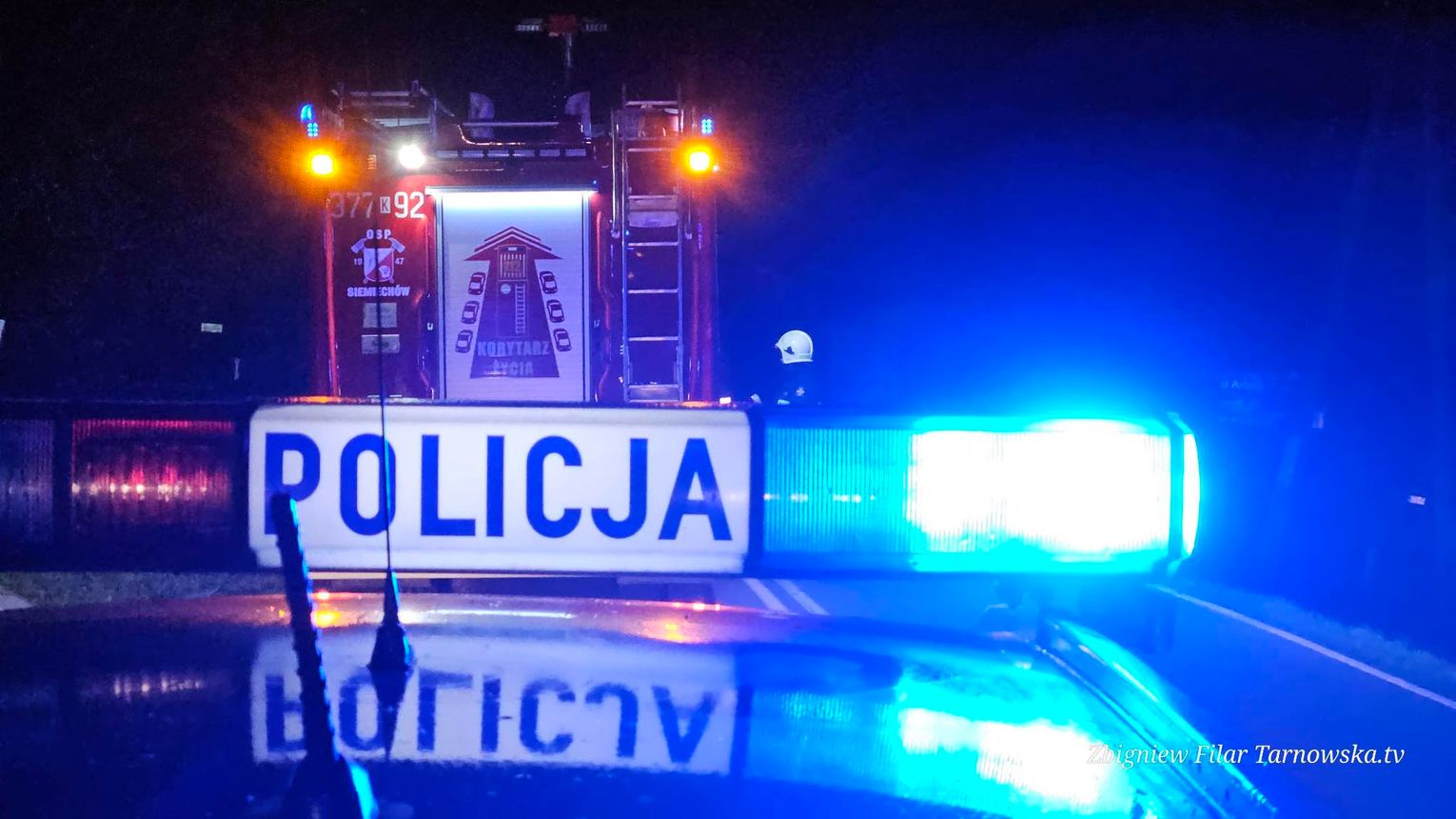Nocny pożar w Ćwikowie. Spłonęła wiata z drewnianym wyposażeniem