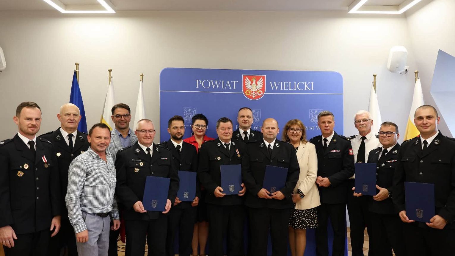 Powiat Wielicki wspiera druhów OSP. Do 44 jednostek trafi ponad 339 tys. zł