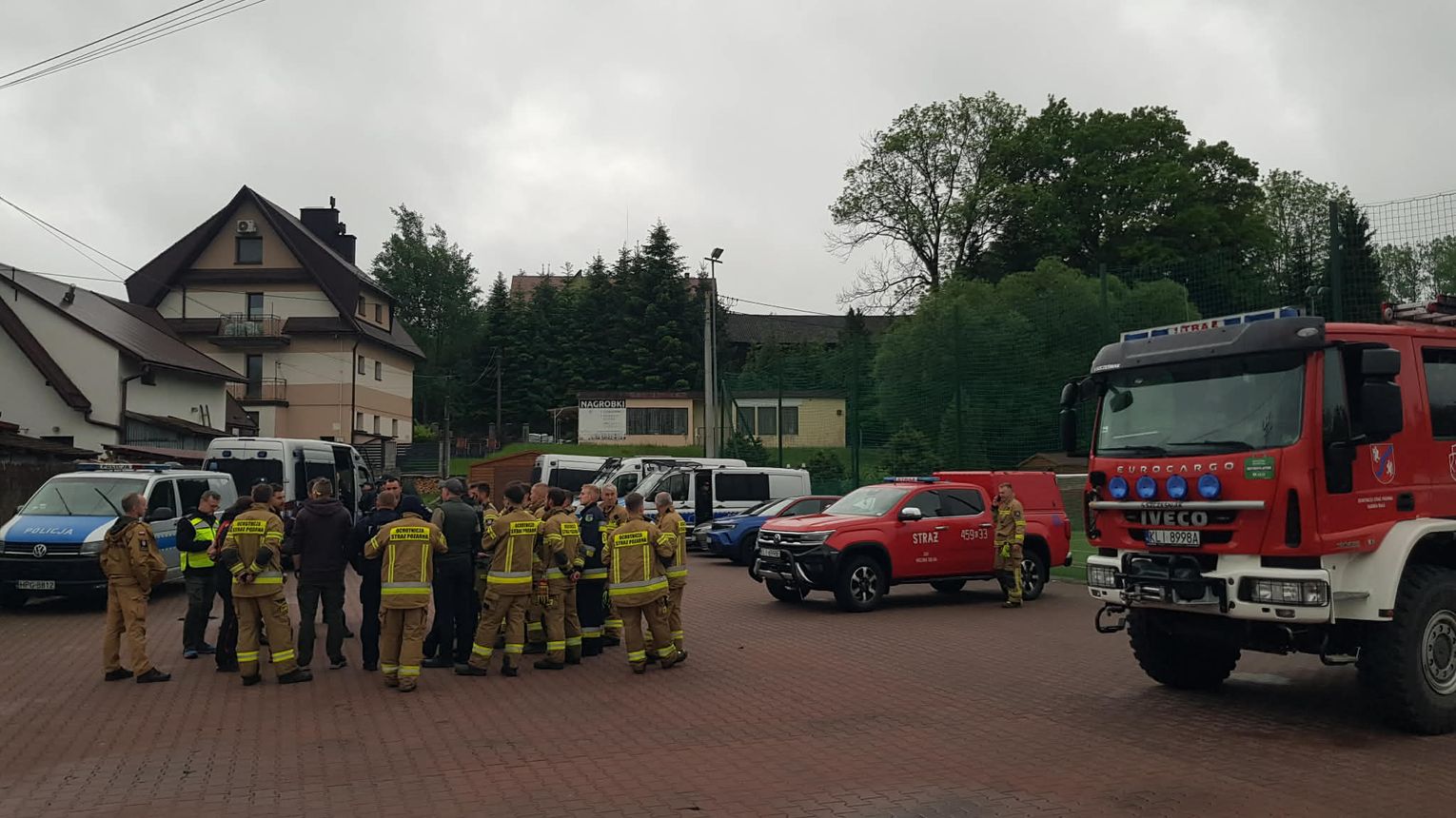 Śmigłowiec zniknął z radaru w rejonie Kasiny Wielkiej. Pilot nie żyje!